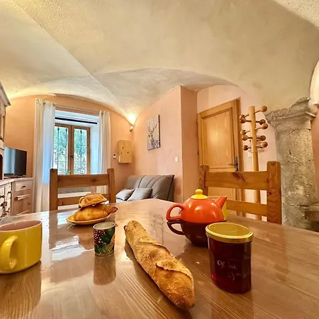 Apartment 2 Pieces Avec Wi-fi Et Parking A - Fr-1-762-53 La Salle-les-Alpes